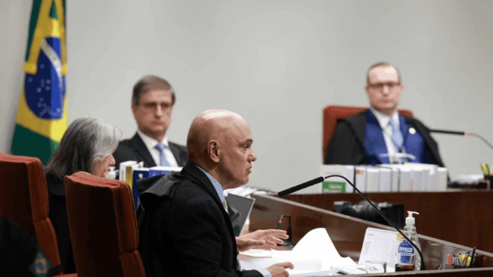 STF inicia julgamento dos recursos de Bolsonaro e aliados nesta sexta-feira (7)