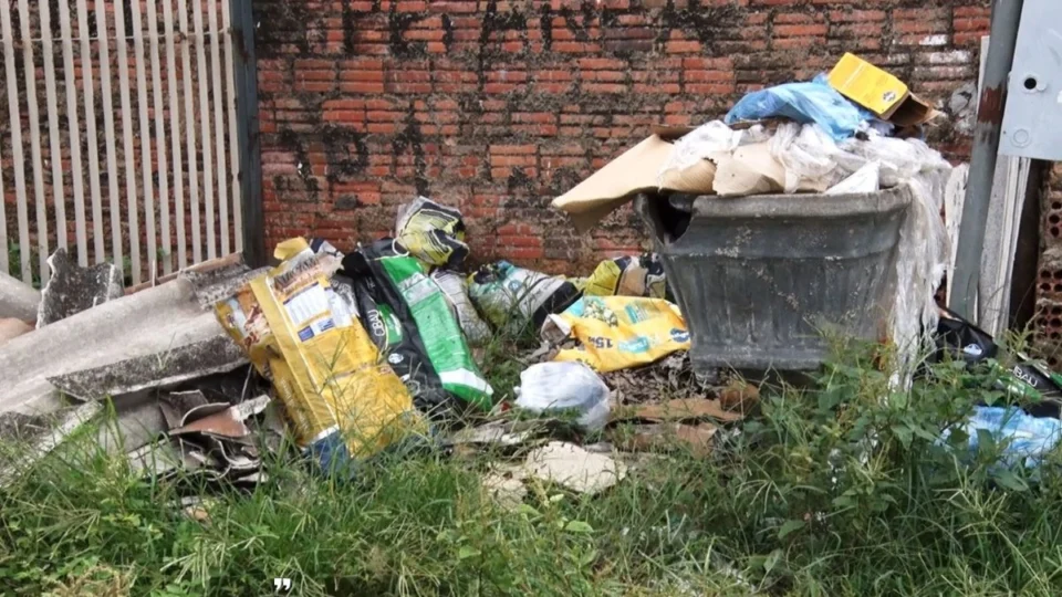 VÍDEO: Prefeitura multa empresa responsável pela coleta de lixo em R$ 753 mil