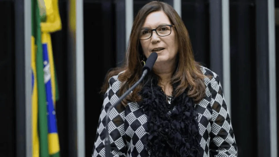 Aliada de Bolsonaro, Bia Kicis anuncia pré-candidatura ao Senado em 2026