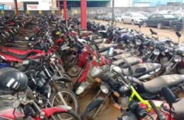 Prefeitura de Cacoal realiza leilão com mais de 80 lotes de veículos e máquinas