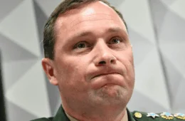 PF pede proteção para Mauro Cid e família; Moraes cobra PGR sobre extinção de pena