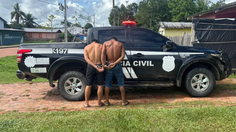 Dupla é flagrada extorquindo moradores indígenas e acaba presa no Acre