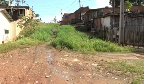 VÍDEO: Moradores do bairro Castanheira sofrem com lama, poeira e falta de pavimentação em Porto Velho