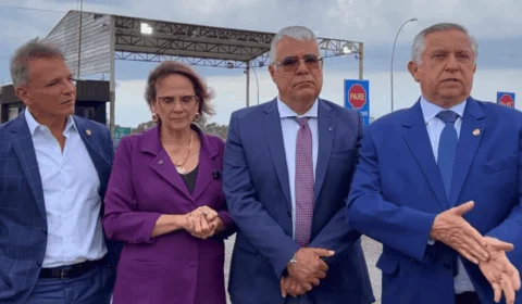 ‘Bolsonaro está muito doente’: saúde do ex-presidente é a maior preocupação de senadores em visita à Papuda