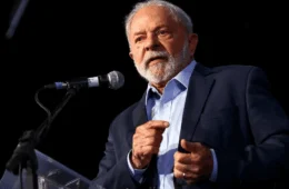 Lula afirma que prisão de Bolsonaro mostra maturidade democrática do Brasil: ‘vale para todos’
