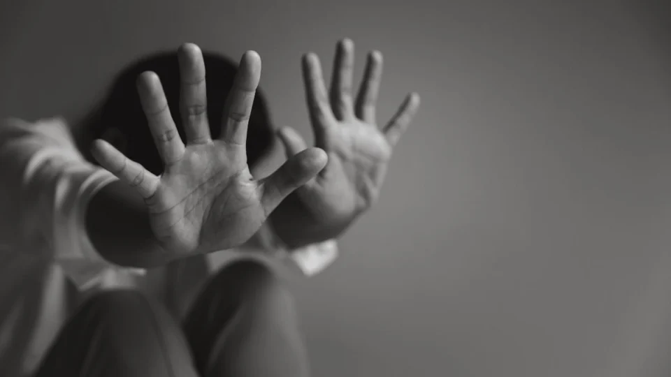 Motorista de APP é preso em Manaus sob a suspeita de ter estuprado uma passageira