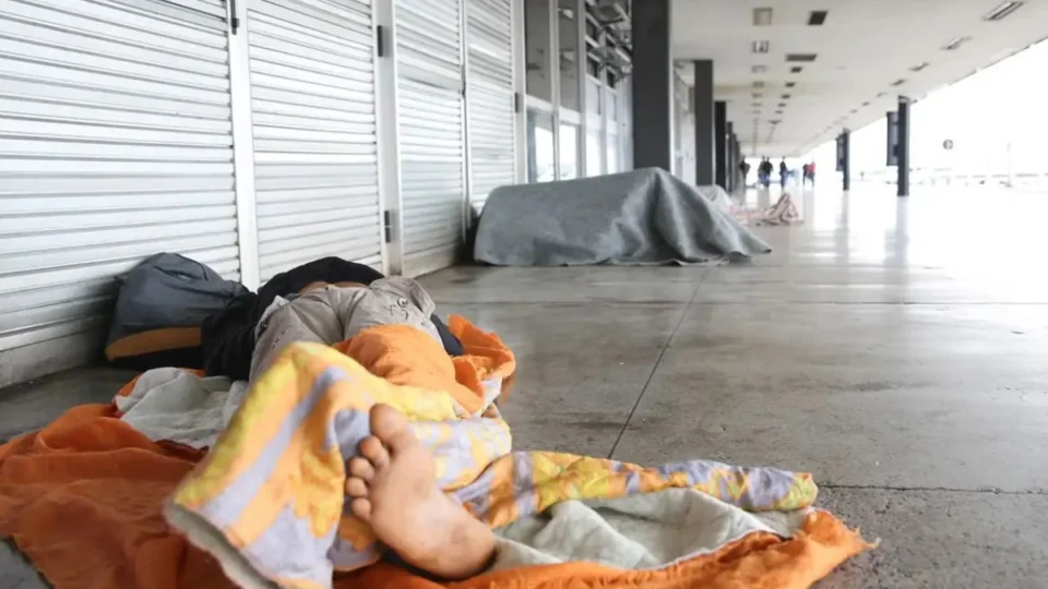 Levantamento aponta mais de 500 pessoas vivendo em situação de rua no Acre, a maioria na capital