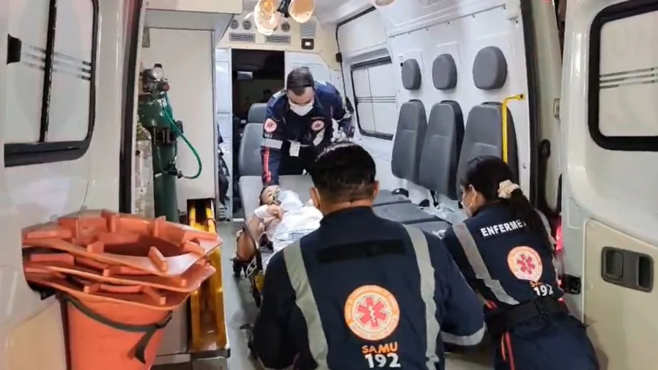 Adolescente de 15 anos é baleado ao chegar em bairro de Rio Branco