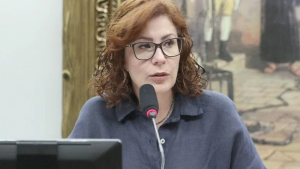 Justiça italiana adia audiência que decide extradição de Carla Zambelli; saiba quando será