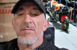 Cristian Cravinhos critica série ‘Tremembé’ após surgir de calcinha em cena: ‘mentirosa’