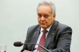 Avante oficializa filiação de Édio Lopes durante evento em Mucajaí