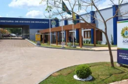 Professor e diretor são afastados por suspeita de assédio sexual em escola no Acre