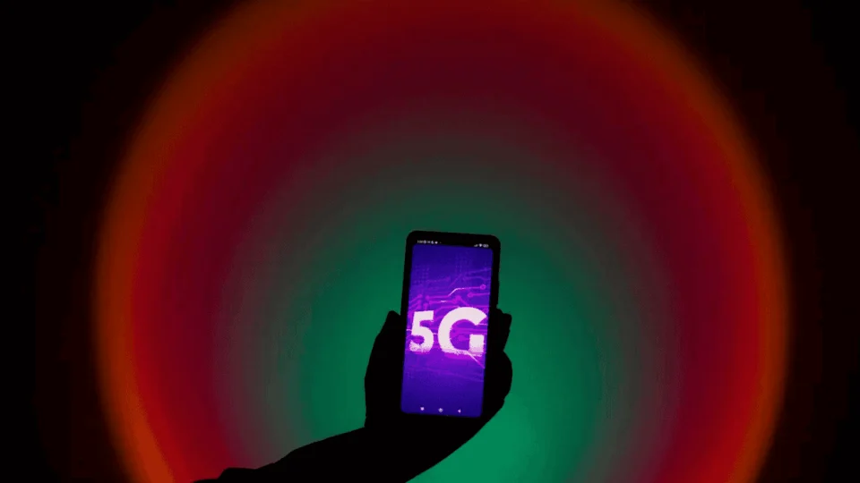 Governo anuncia expansão do 5G e banda larga para comunidades isoladas da região Norte