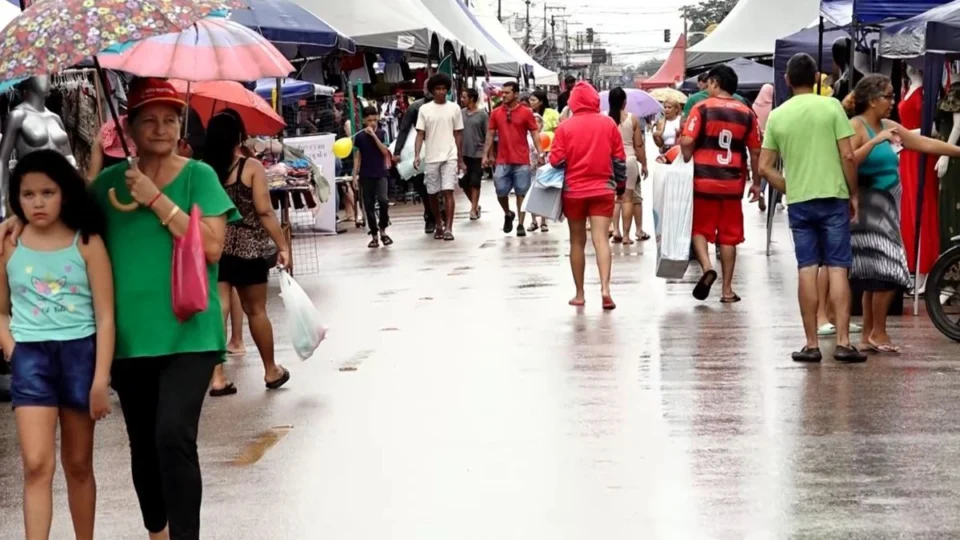 VÍDEO: Domingão da CDL movimenta comércio e reúne famílias na Avenida Jatuarana em Porto Velho