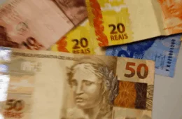 Salário mínimo de 2026 é definido em R$ 1.621, com reajuste de 6,79%