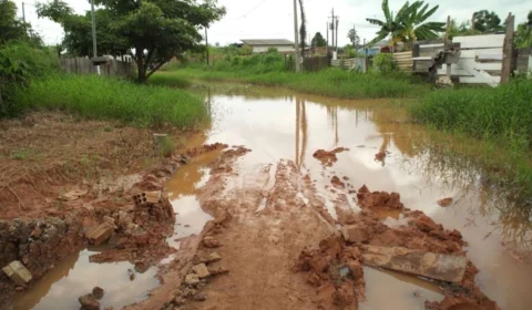 VÍDEO: Moradores do Três Marias sofrem com alagamentos, falta de infraestrutura e ameaça de reintegração