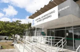 Camilo Santana inaugura UTI adulta na UFCG e vistoria obras em hospitais e instituições de ensino na Paraíba