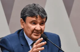 Ministro diz que governo deve alcançar 20 milhões fora da pobreza ainda neste ano