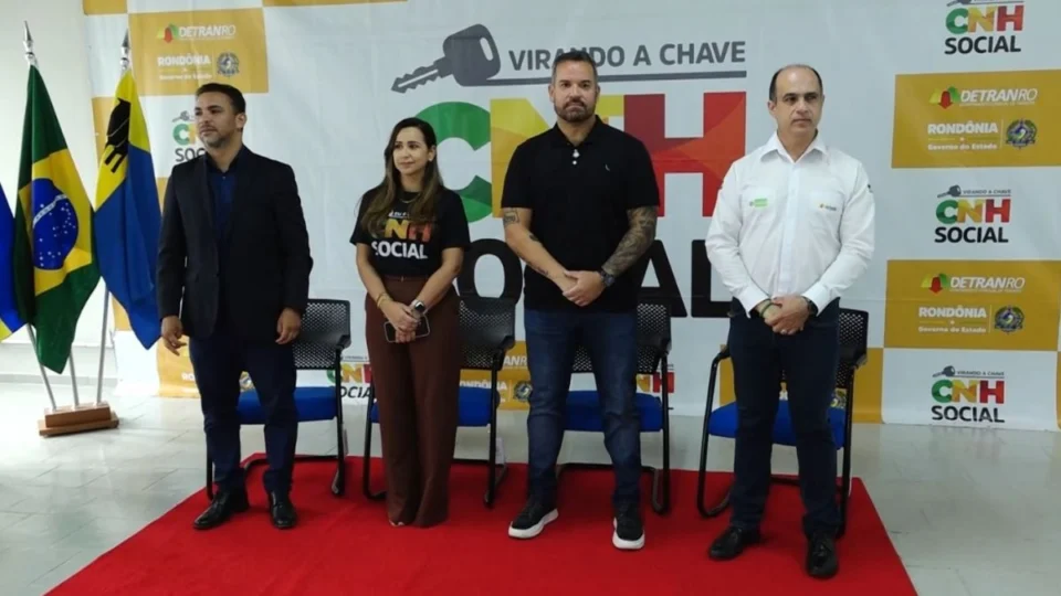 VÍDEO: Primeira entrega da CNH Social amplia acesso à habilitação gratuita e beneficia dezenas de rondonienses
