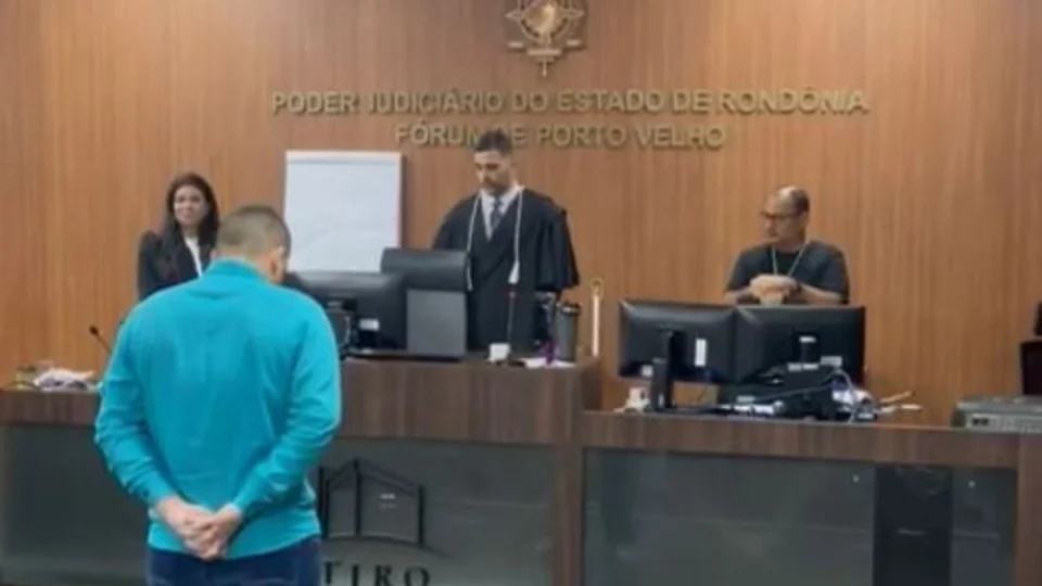 VÍDEO: Homem é condenado a 53 anos por tentar matar ex-companheira a facadas em Porto Velho
