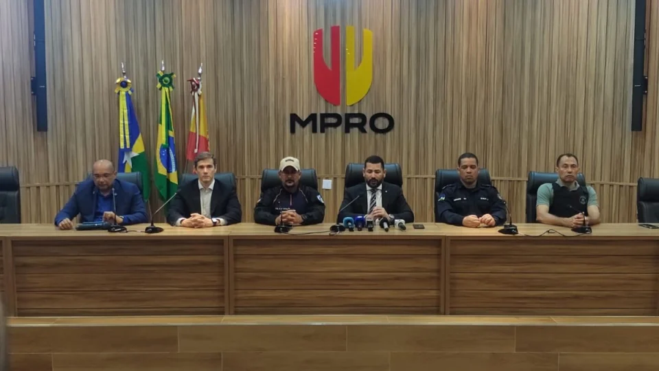 VÍDEO: Forças de segurança deflagram 8ª fase da Operação Audácia e apresentam resultados em coletiva