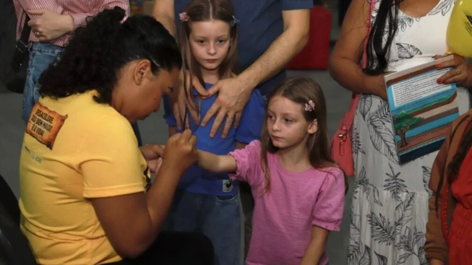 “Fim de Ano da Família” leva diversão e atividades educativas ao Calçadão da Gameleira, no Acre