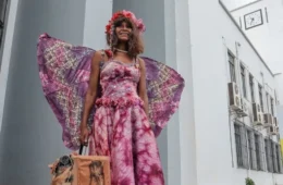 Bailarina da Praça celebra 56 anos com festa no Mercado Cultural