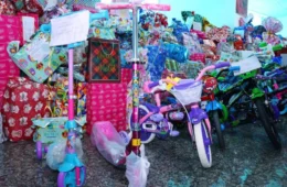 Campanha Papai Noel dos Correios entrega mais de 3 mil presentes em Rondônia