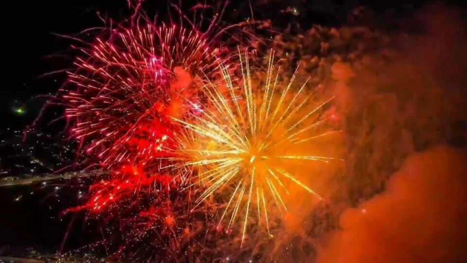 Virada do Ano Novo chega por último ao Acre e marca o encerramento do réveillon no Brasil