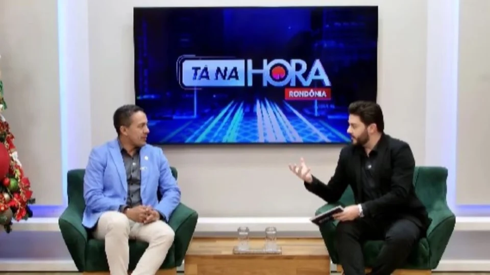 VÍDEO: Deputado Eyder Brasil explica desdobramentos de audiência pública sobre leis de organização e promoções da PM no programa Tá na Hora Rondônia