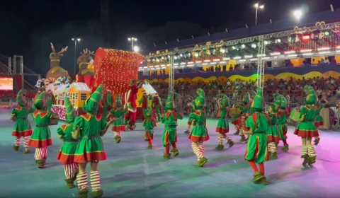 Coari encanta moradores com a primeira Parada Natalina no Centro Cultural
