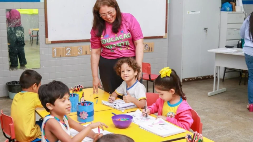 Inscrições para vagas em creches da rede municipal de Manaus começam em janeiro; saiba tudo