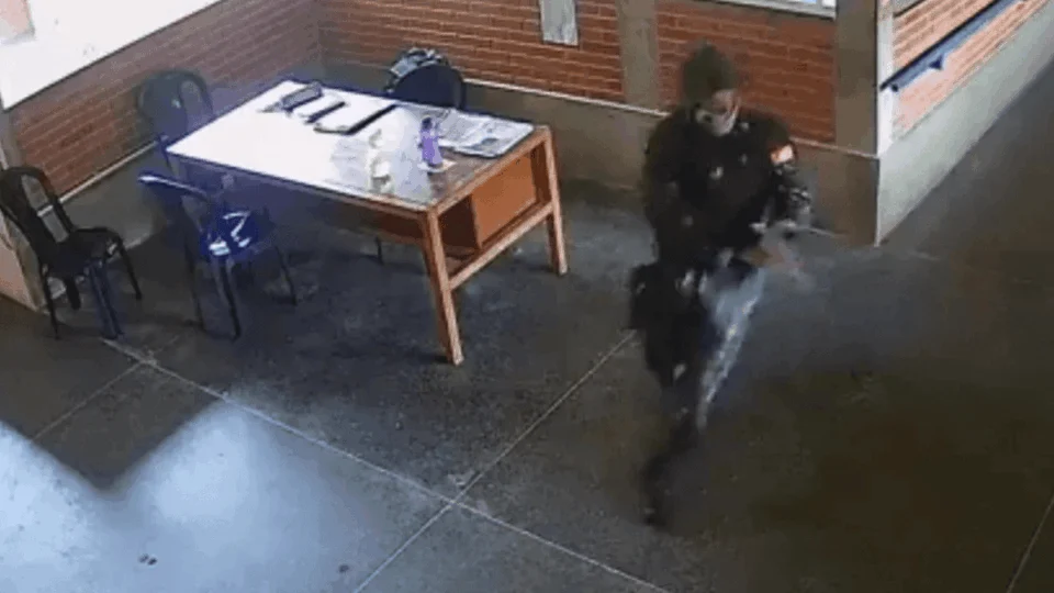 Jovem que matou quatro em ataque a escolas é liberado após cumprir medida máxima do ECA