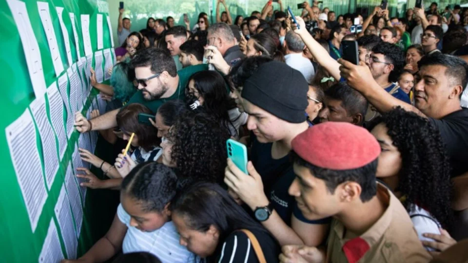 UEA divulga lista de aprovados no Vestibular e SIS 2026; veja nomes