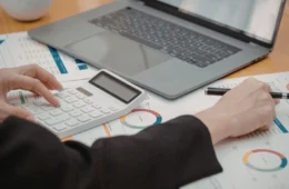 Juros altos derrubam confiança do empresário e janeiro tem pior resultado da década