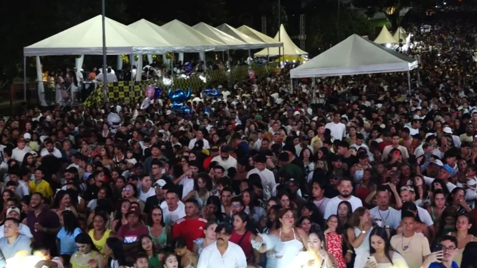 VÍDEO: Viradão do Béra reúne milhares de pessoas na virada de 2026 em Porto Velho