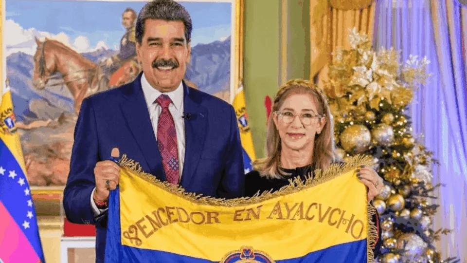 Maduro e esposa passam por primeira audiência em tribunal de Nova York nesta segunda-feira (5)