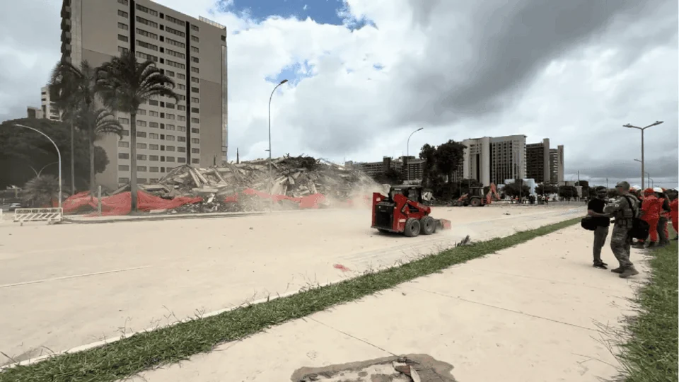 Torre Palace: ícone de gerações cai e vira memória em Brasília