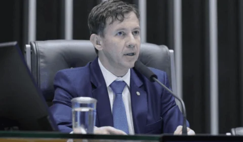 Deputado é alvo de operação da PF por suspeita de desvio de R$ 912 mil em emendas Pix