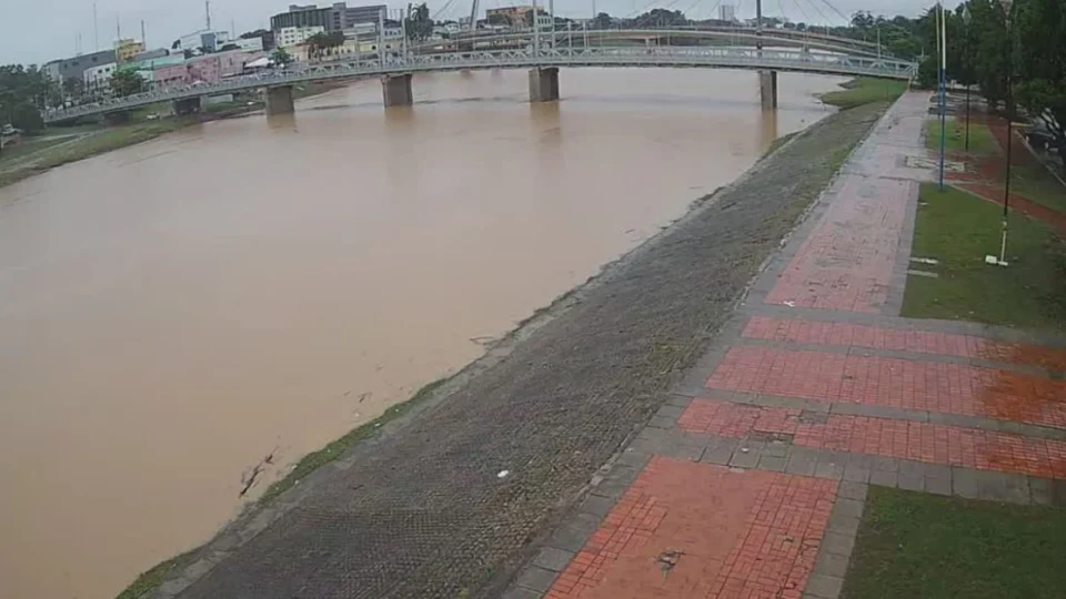Elevação do Rio Acre e chuvas intensas mantêm governo em estado de alerta