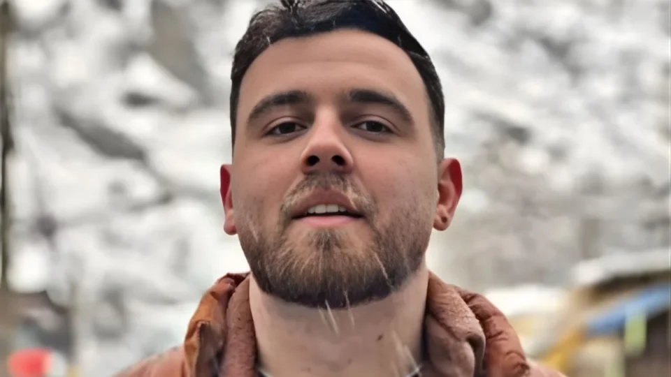 Jovem de 26 anos pode ser executado no Irã após condenação por ‘inimizade contra Deus’