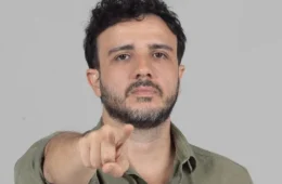 Líder do MBL joga sal grosso em casa onde Lula cresceu e diz querer impedir ‘novo Lula’