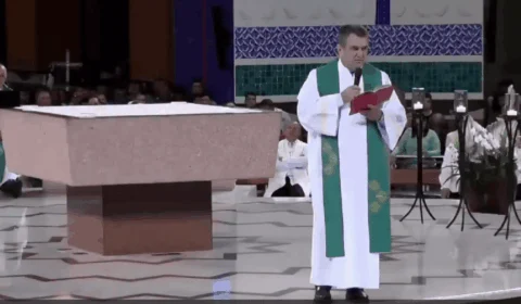 Padre critica Nikolas Ferreira: ‘nunca teve projeto a favor do povo’